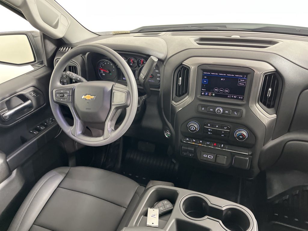 Thumbnail: 2026 Chevrolet Silverado 1500 - 13