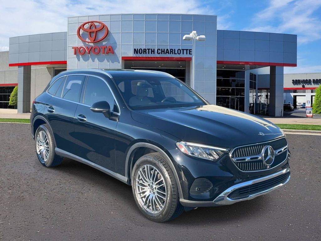 2024 Mercedes-Benz GLC GLC 300