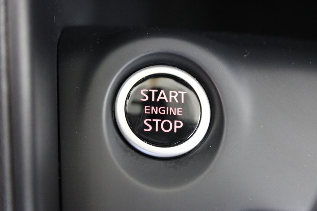 used 2024 Nissan Kicks car