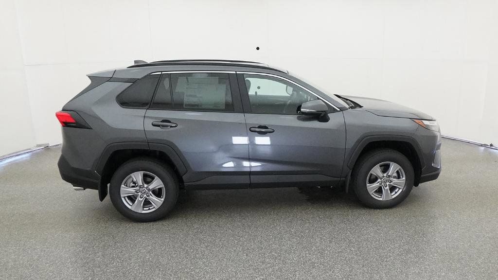 Thumbnail: 2025 Toyota RAV4 - 6