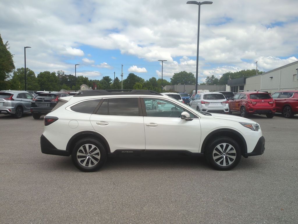 2022 Subaru Outback Premium