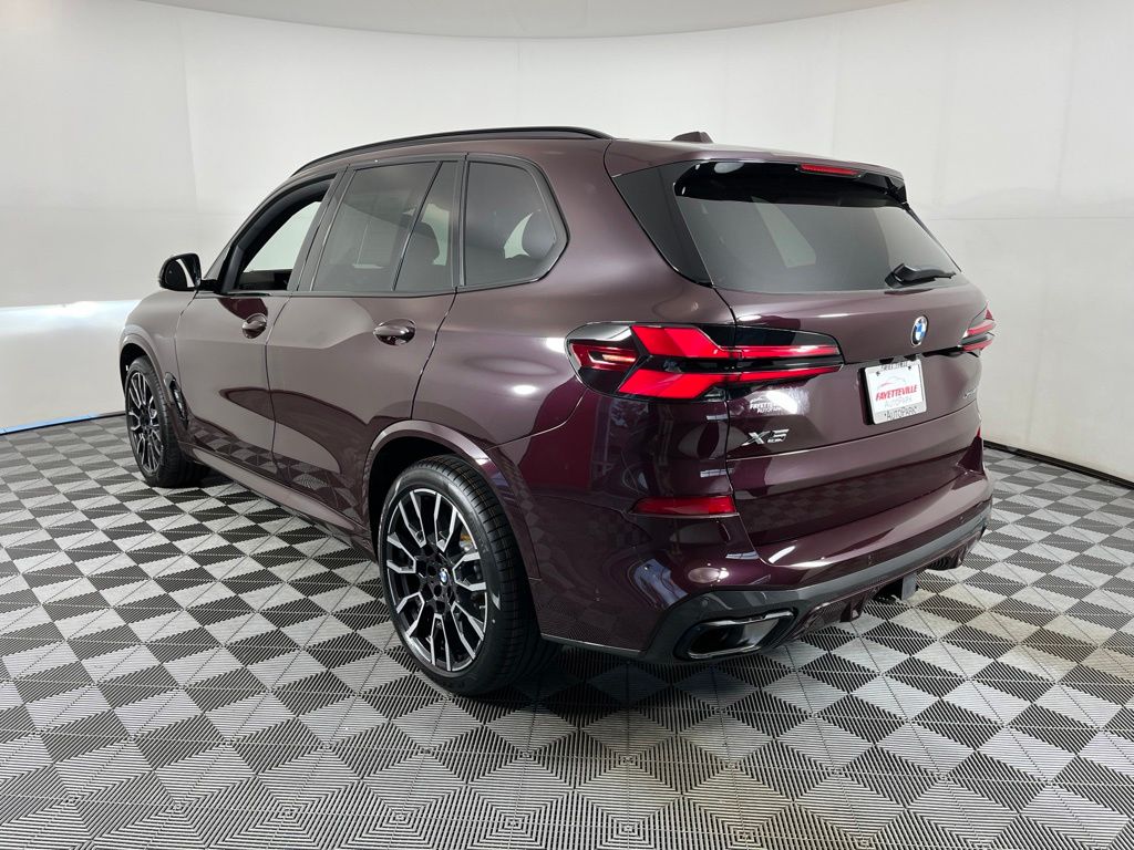 Thumbnail: 2025 BMW X5 - 18