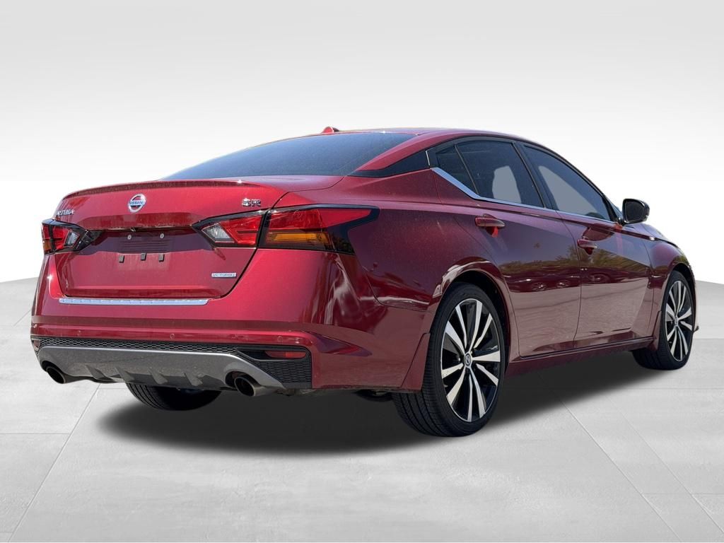 2022 Nissan Altima SR VC-Turbo FWD