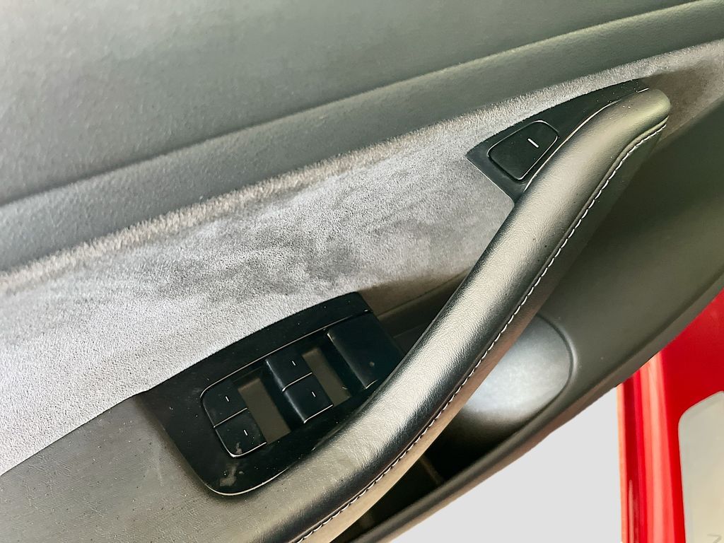 Used 2018 Red Tesla Mid Range image 17
