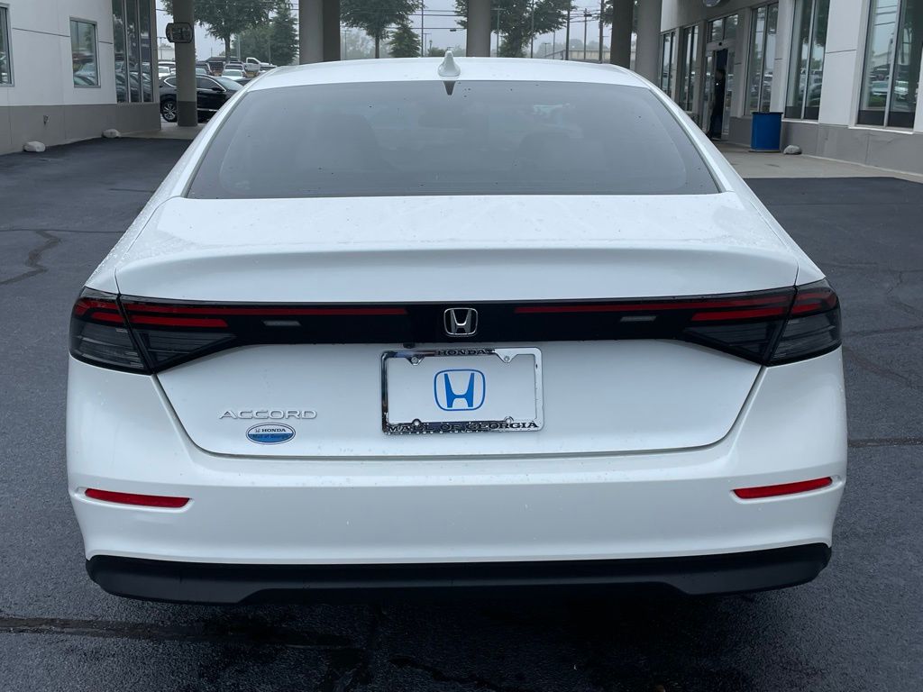 2023 Honda Accord LX 4