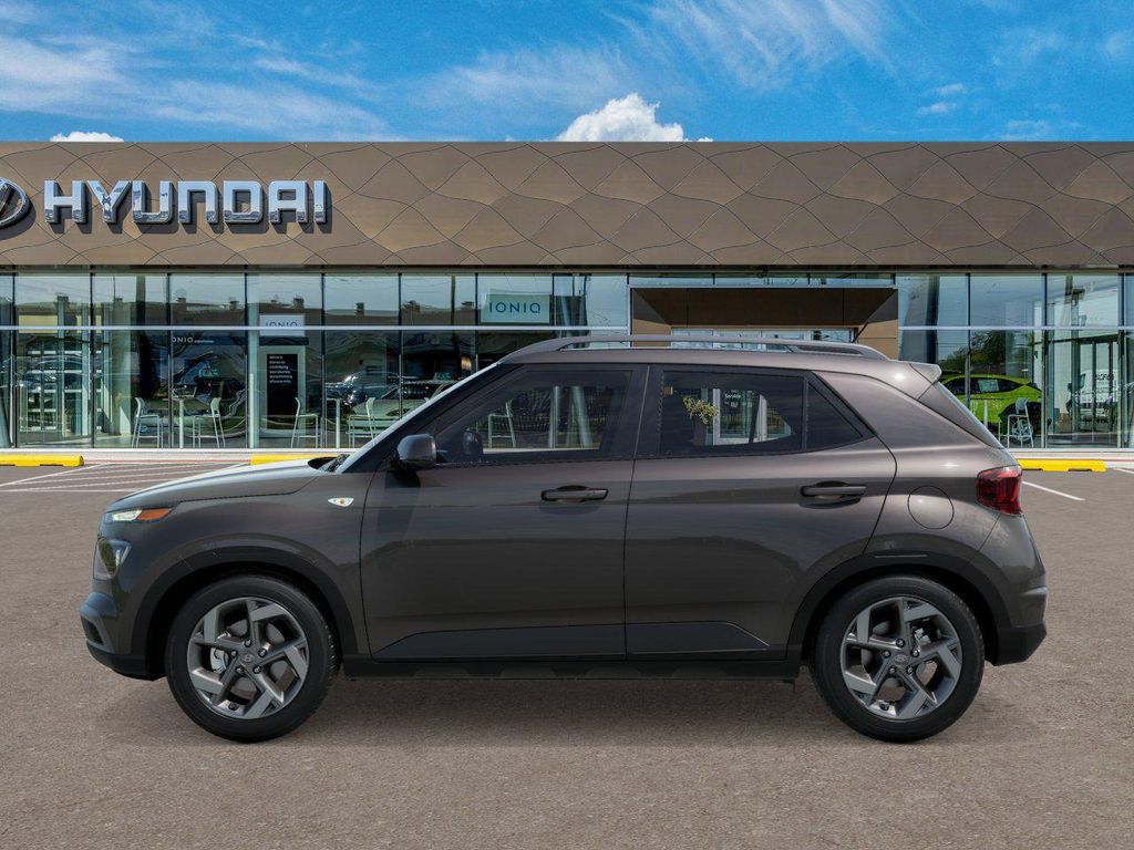 Thumbnail: 2025 Hyundai Venue - 3