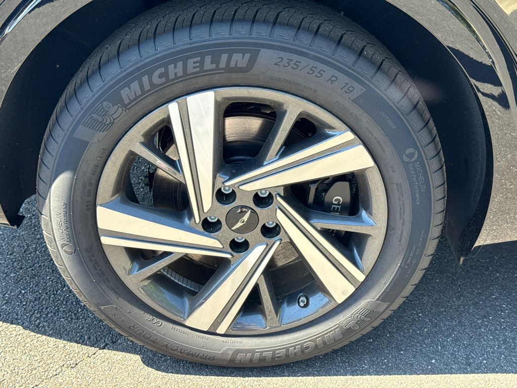 2026 GENESIS GV70 Sport Advanced - Photo 19