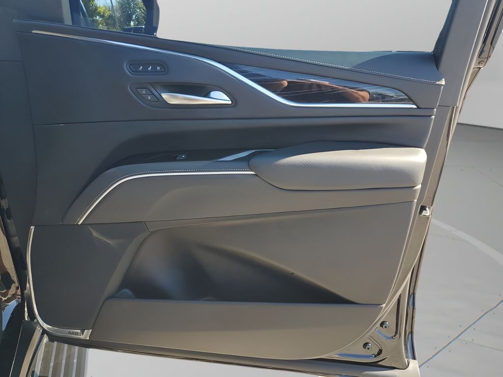 Used Car 2023 Cadillac Escalade  V-series For Sale Under $120,000 In Austin, Texas