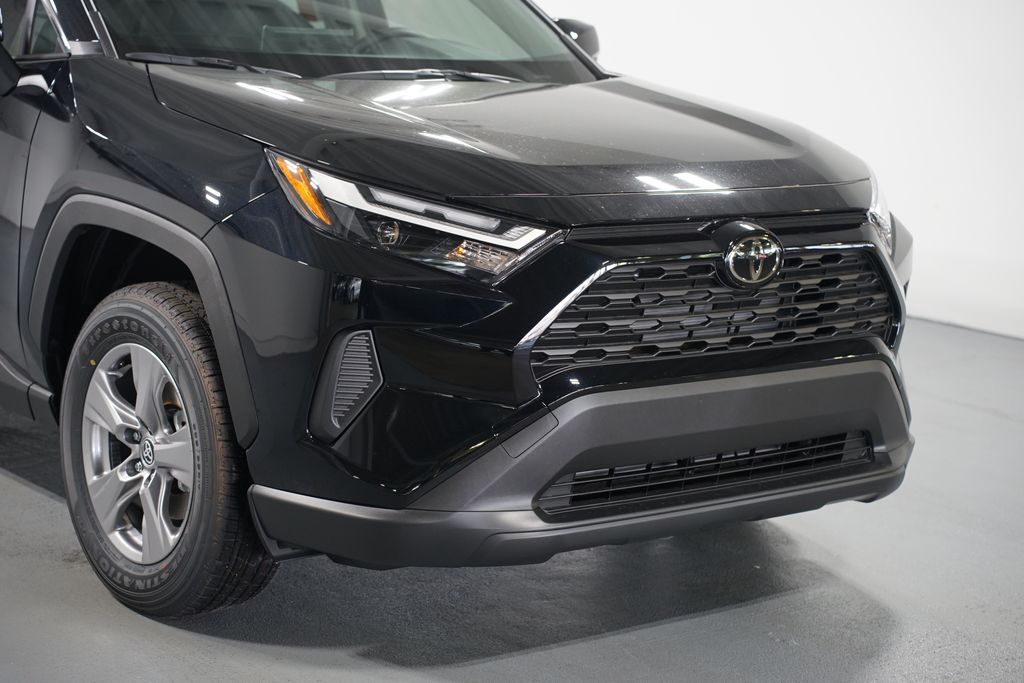 Thumbnail: 2025 Toyota RAV4 - 4
