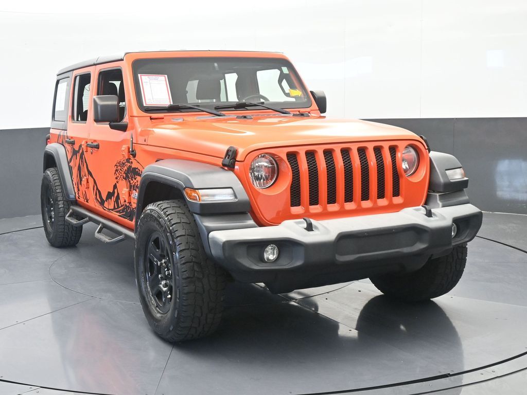 Used 2018 Punkn Metallic Clearcoat Jeep Unlimited Sport image 9