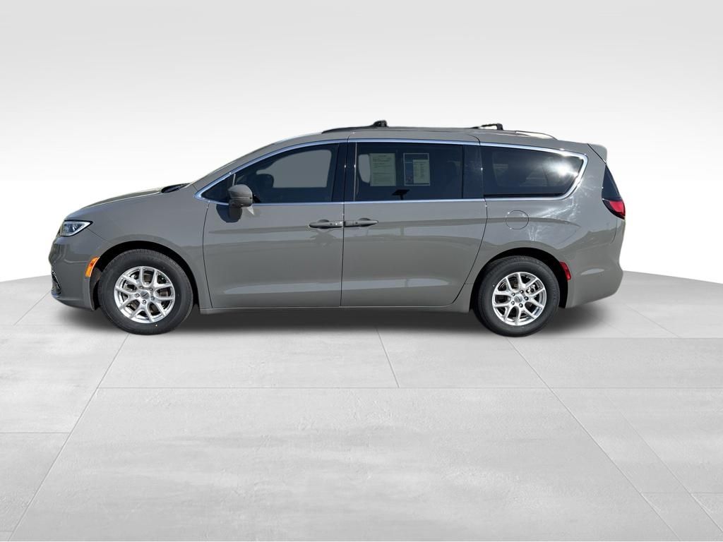 Used 2022 Chrysler Pacifica Van