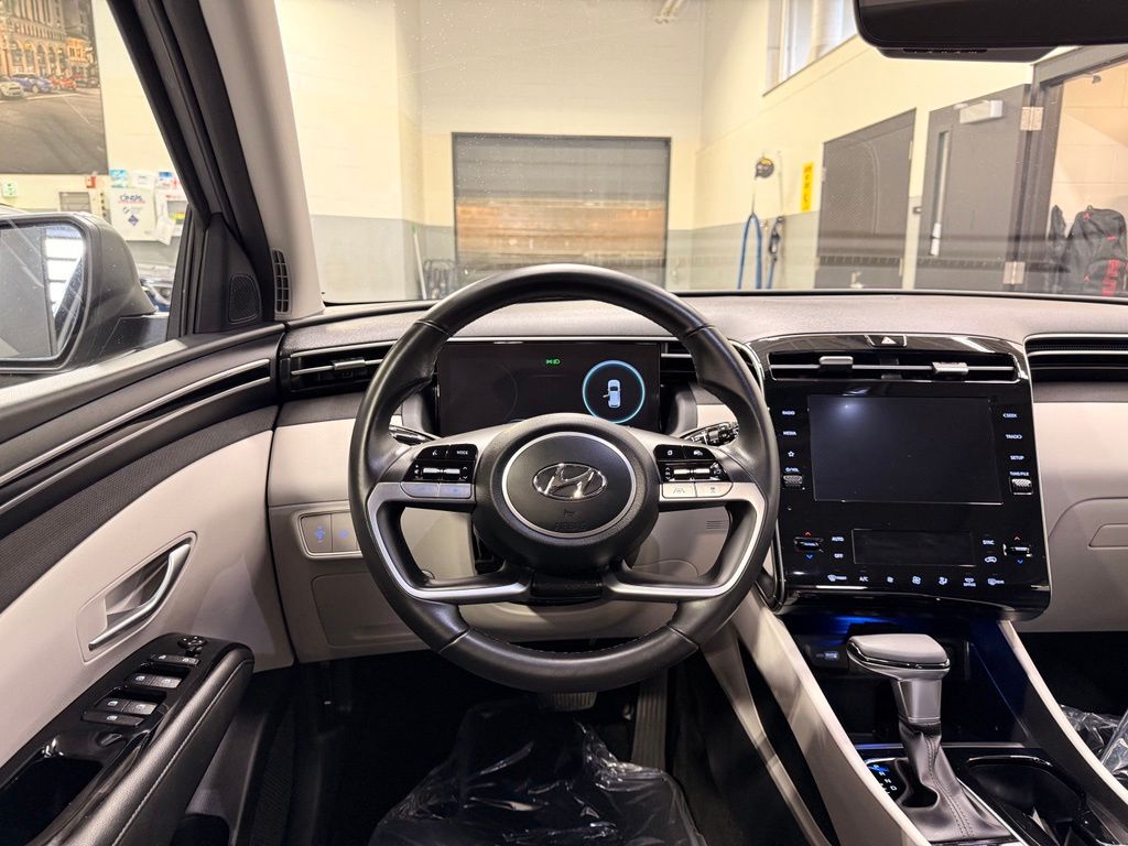 Thumbnail: 2022 Hyundai Tucson - 22