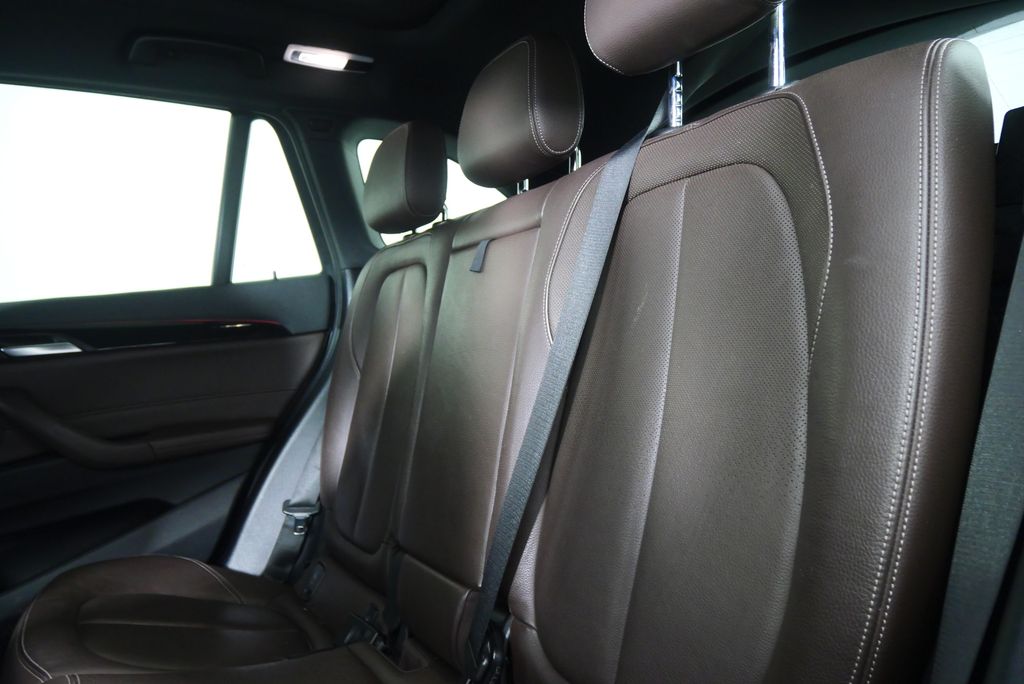 Thumbnail: 2017 BMW X1 - 11