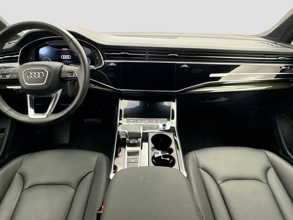 Thumbnail: 2025 Audi Q7 - 13