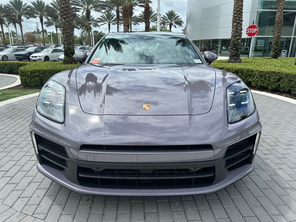 2024 Porsche Panamera  6