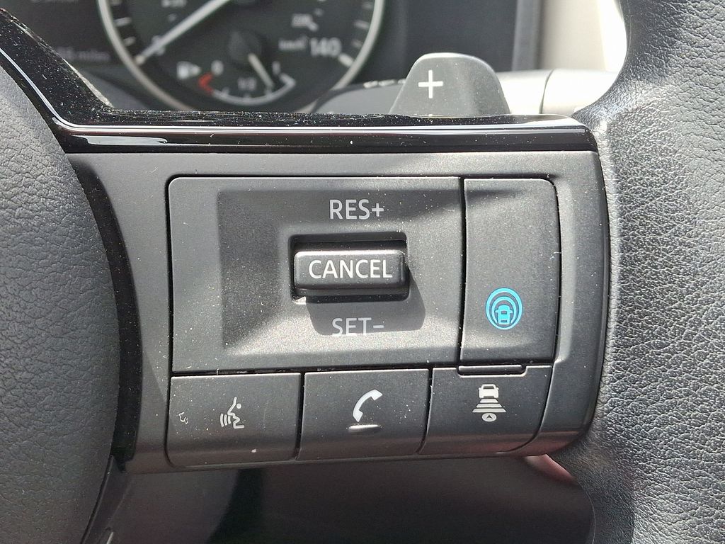 2022 Nissan Rogue SV 22