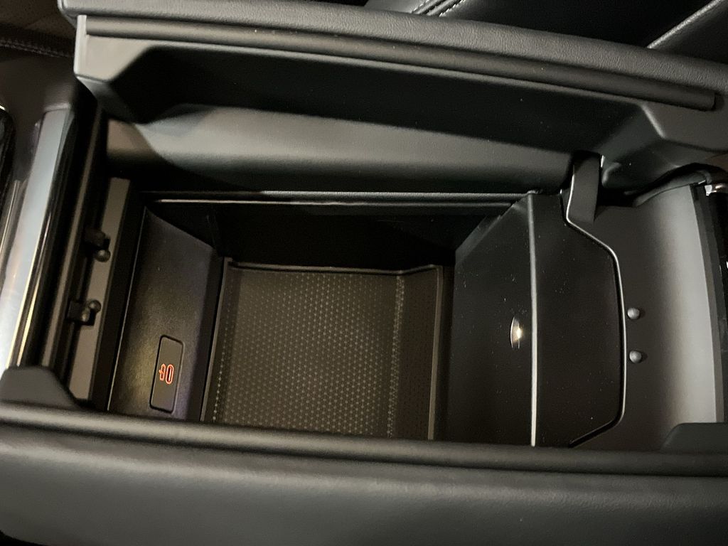 Thumbnail: 2026 BMW X5 - 21