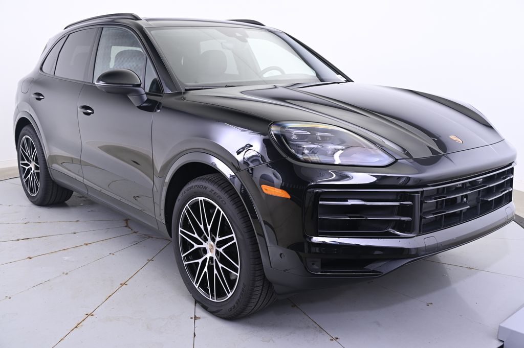 Thumbnail: 2025 Porsche Cayenne - 9