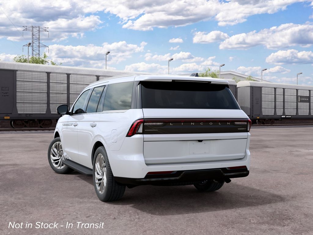 Thumbnail: 2027 Lincoln Navigator - 8