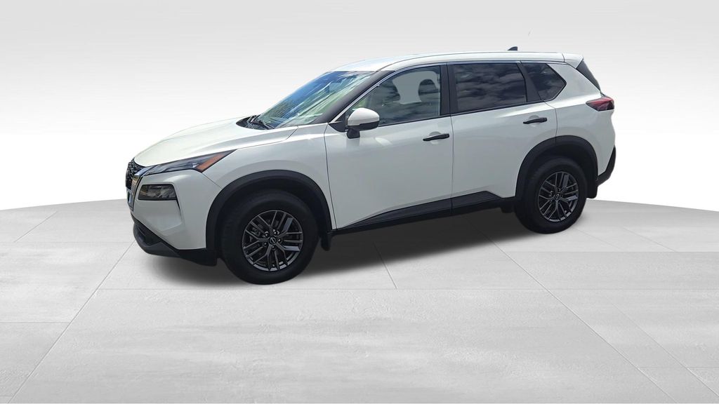 View vehicle photo 4