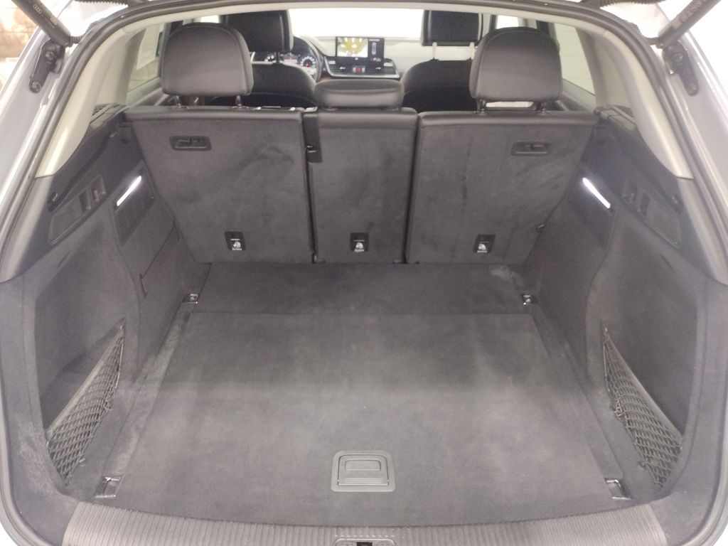 2022 Audi Q5 45 S line Premium