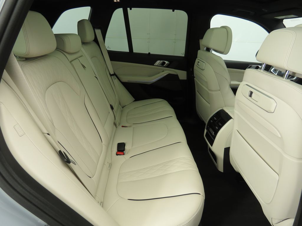 Thumbnail: 2024 BMW X5 - 23