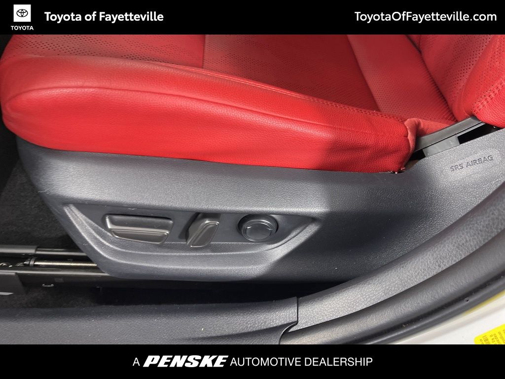 Thumbnail: 2025 Toyota Camry - 22