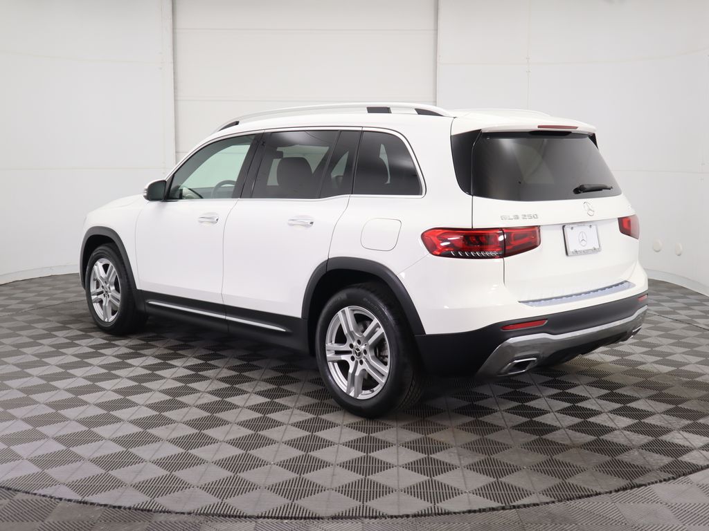 2020 Mercedes-Benz GLB 250 7