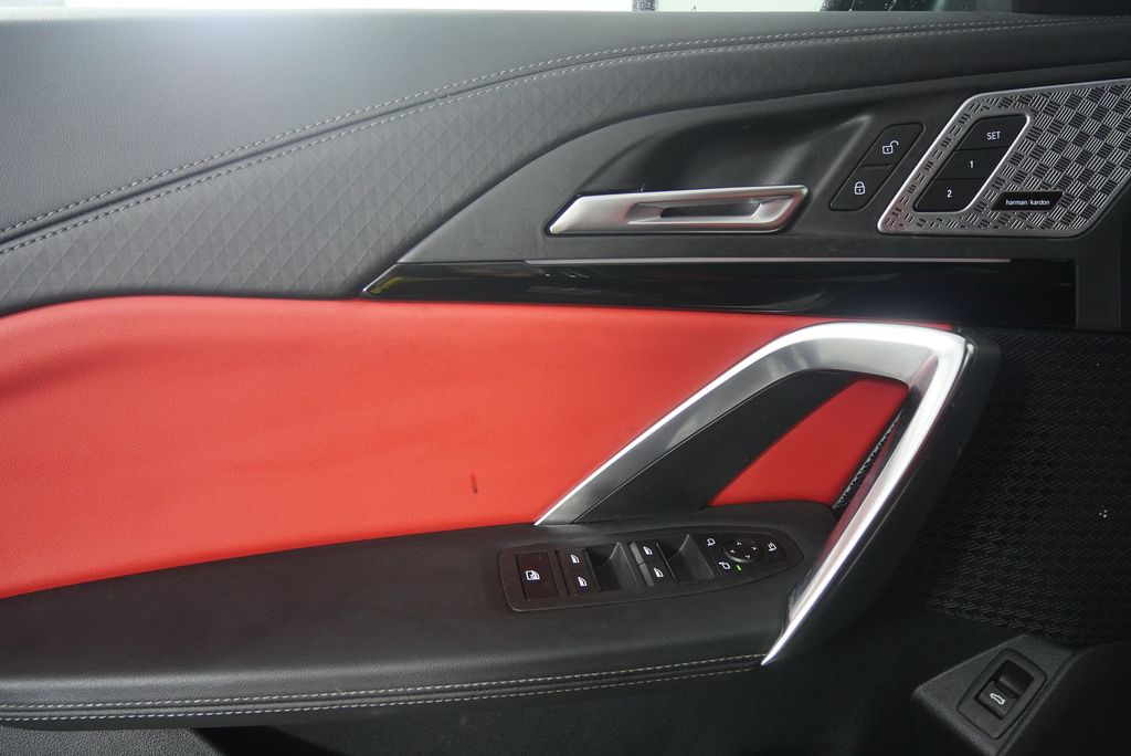 Thumbnail: 2025 BMW X2 - 9