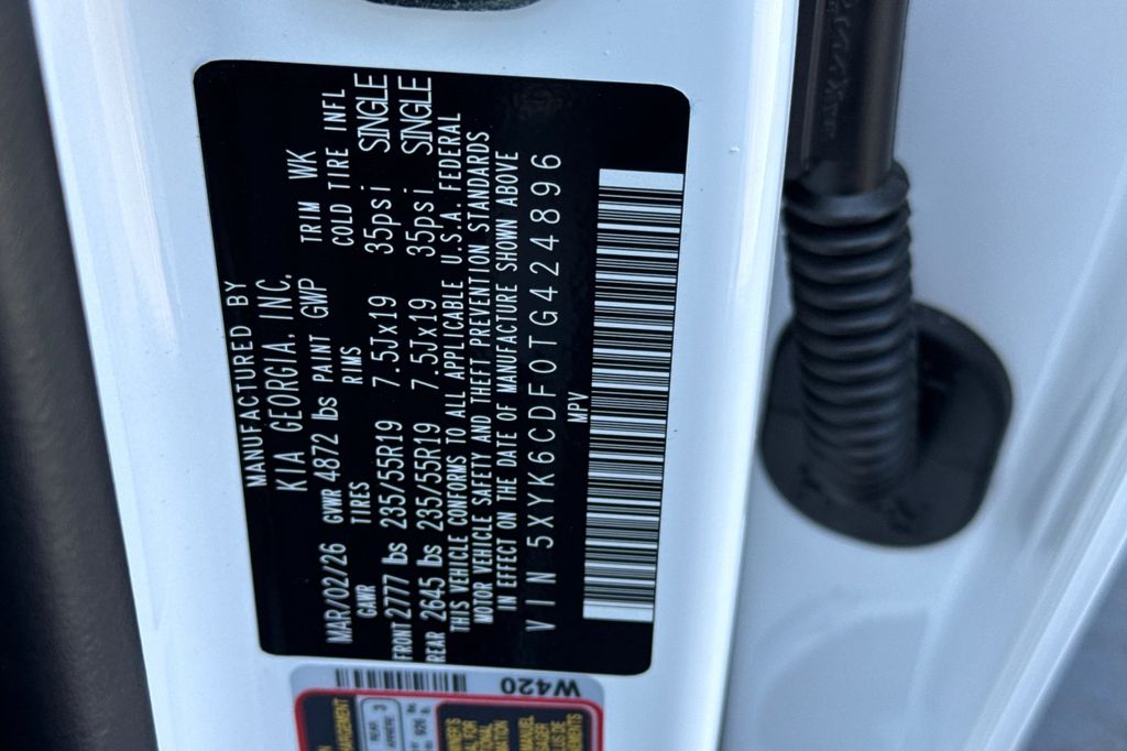 new 2026 Kia Sportage car, priced at $39,280