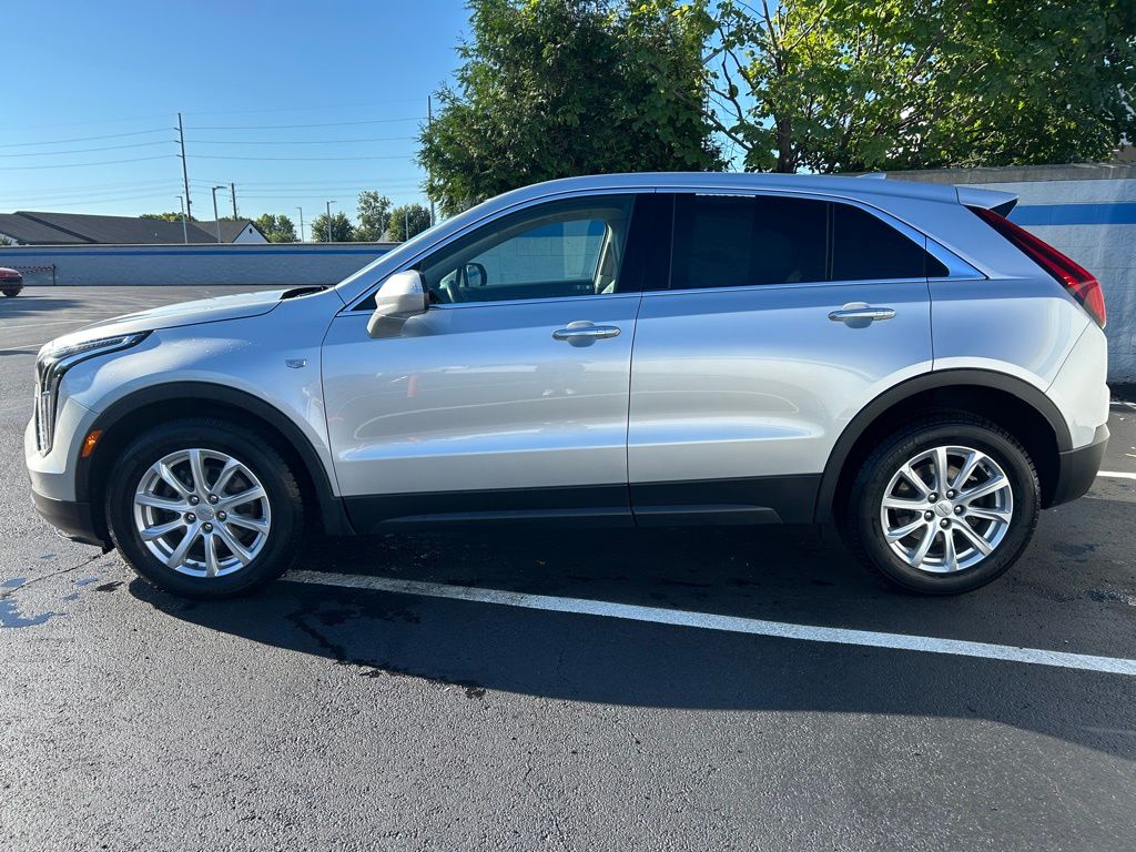 Thumbnail: 2021 Cadillac XT4 - 2