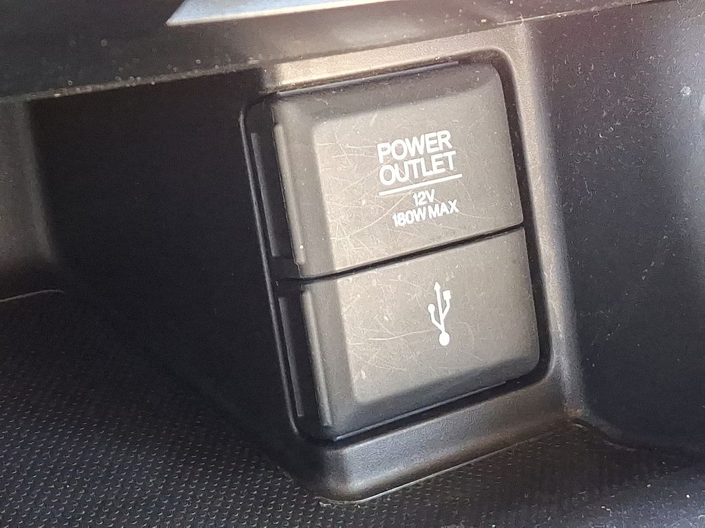 Thumbnail: 2013 Honda Accord - 27
