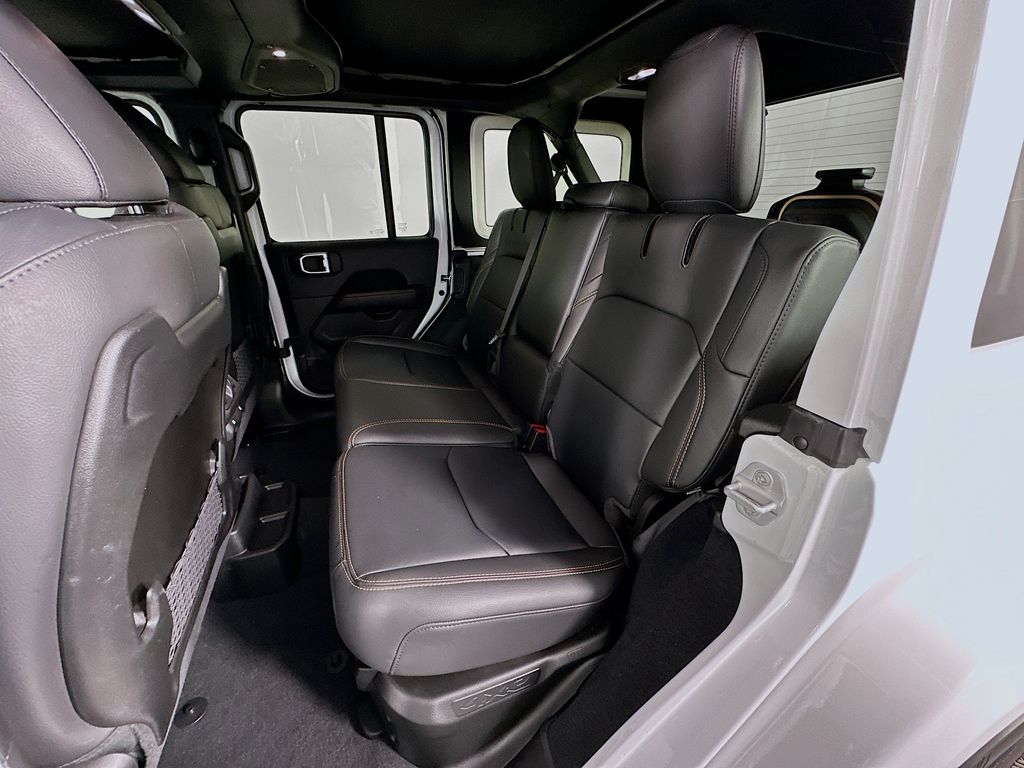 Thumbnail: 2024 Jeep Wrangler - 24