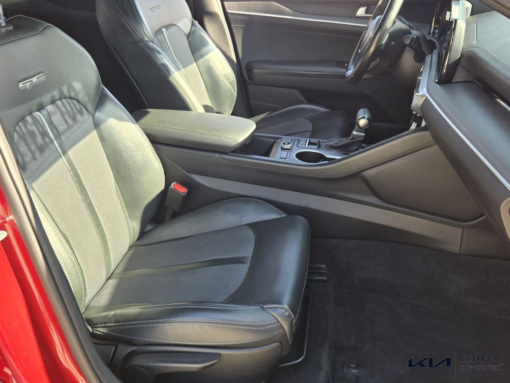 2022 Kia K5 - $17,990