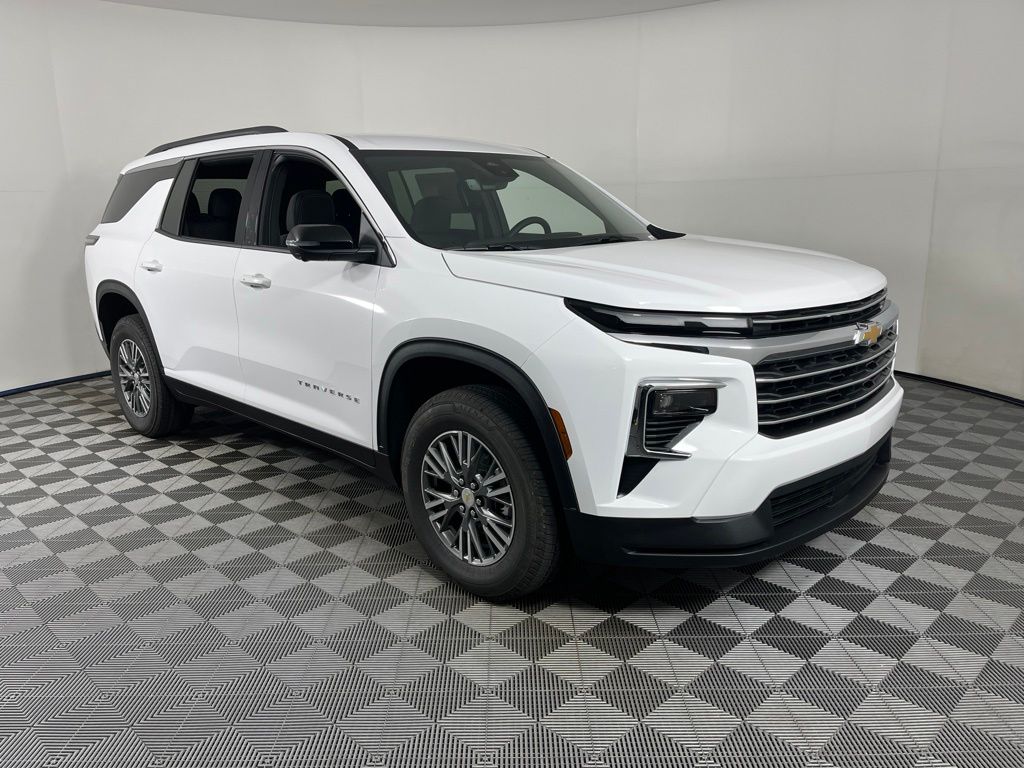 Thumbnail: 2026 Chevrolet Traverse - 6