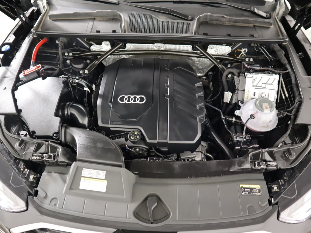 Thumbnail: 2025 Audi Q5 - 30