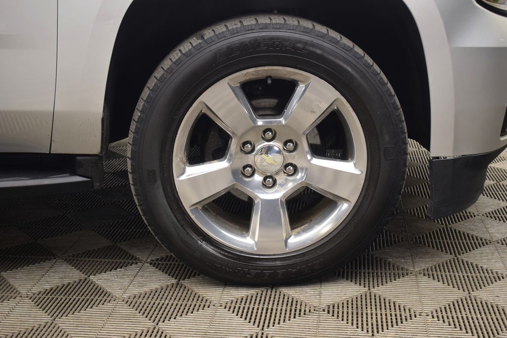 used 2016 Chevrolet Suburban car, priced at $11,000