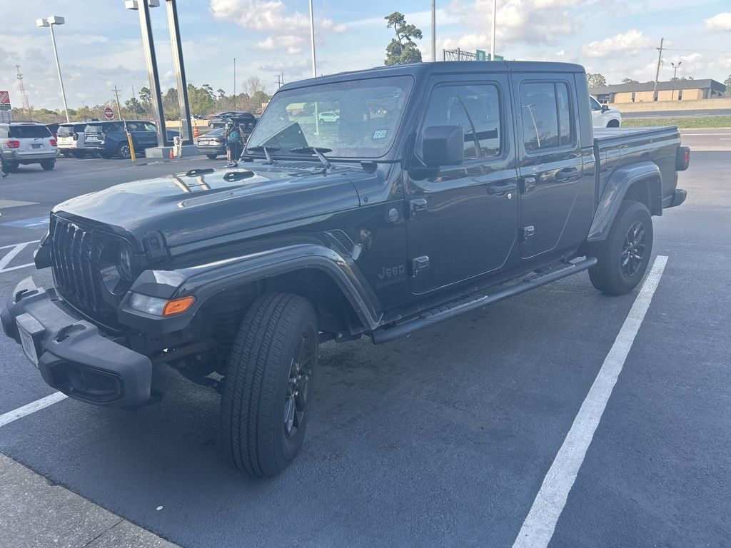 2022 Jeep Gladiator Altitude Crew Cab 4WD