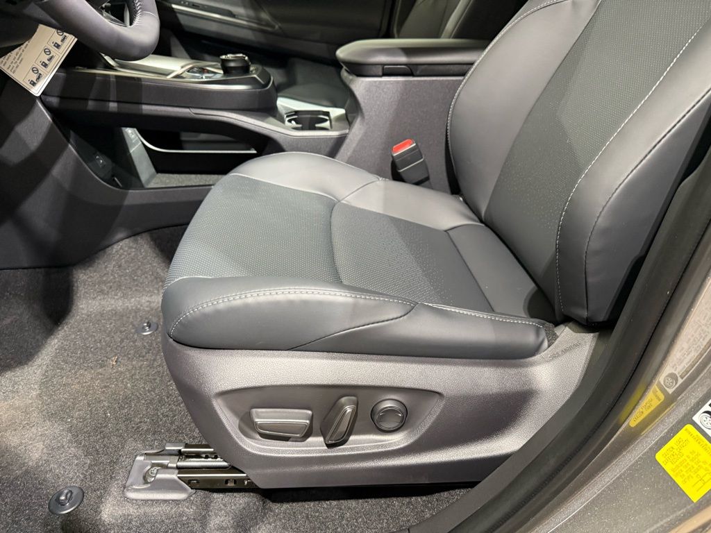 Thumbnail: 2026 Toyota bZ - 14