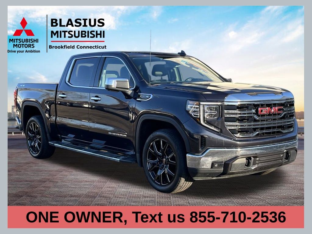 2022 GMC Sierra 1500 SLT Crew Cab 4WD