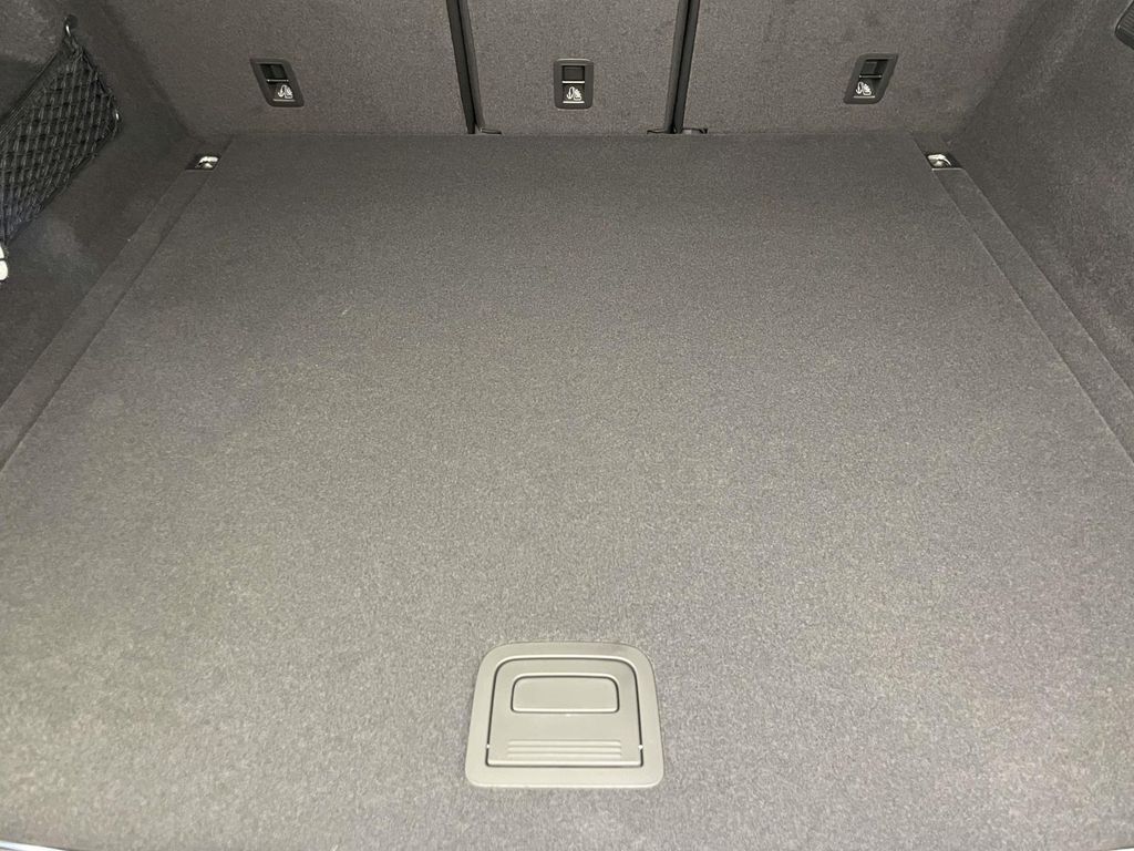 2026 Porsche Cayenne Base Gray at Audi Porsche Sewickley