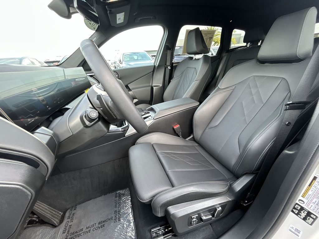 Thumbnail: 2025 BMW X3 - 30