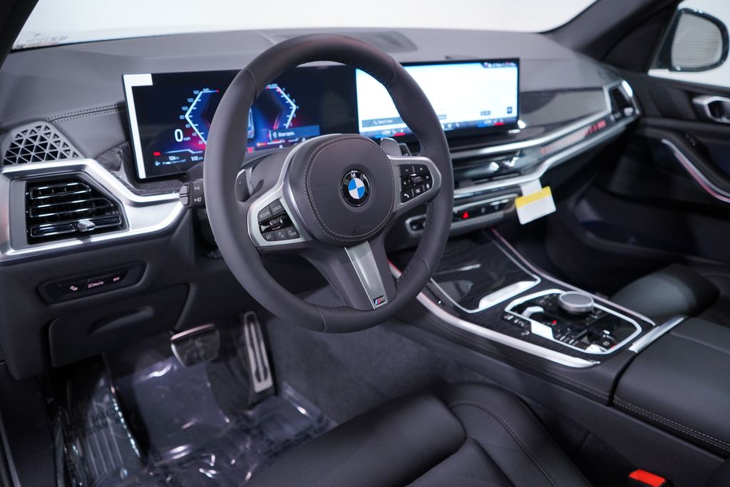 Thumbnail: 2026 BMW X5 - 6