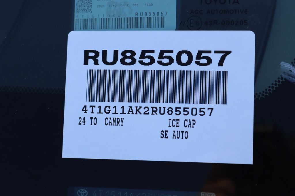 Thumbnail: 2024 Toyota Camry - 6