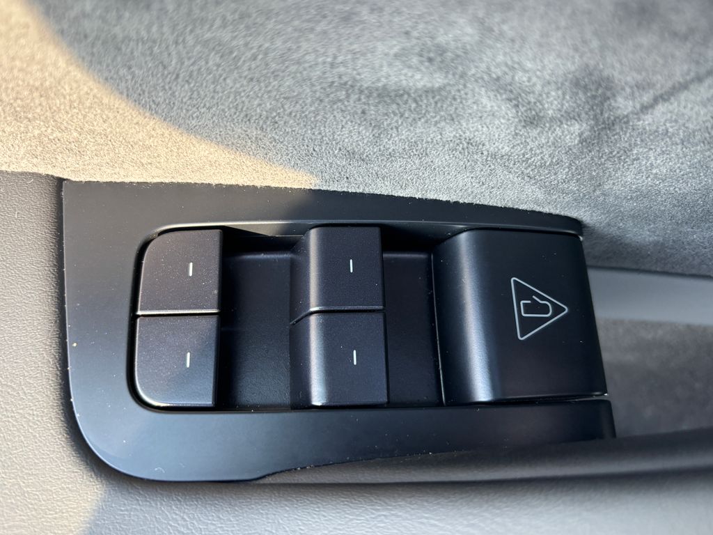 Thumbnail: 2026 Tesla Model Y - 23