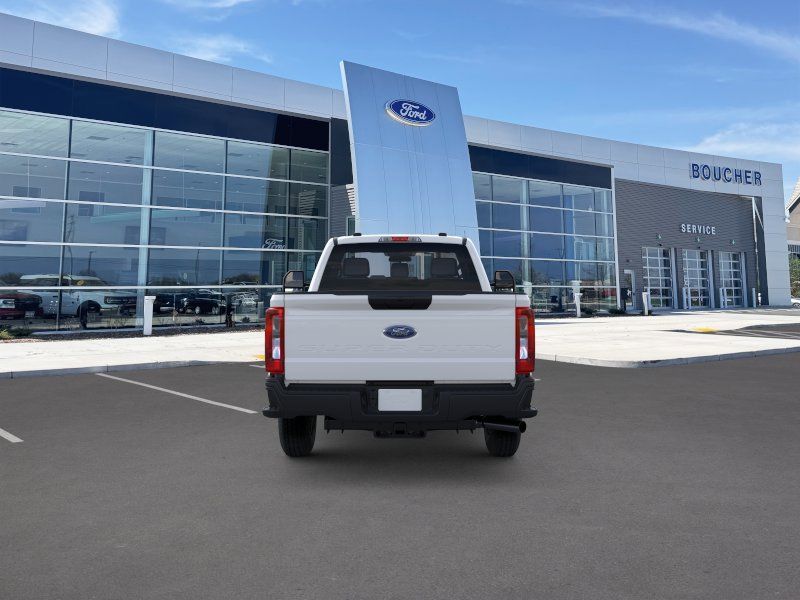 New 2026 Oxford White Ford XL image 5