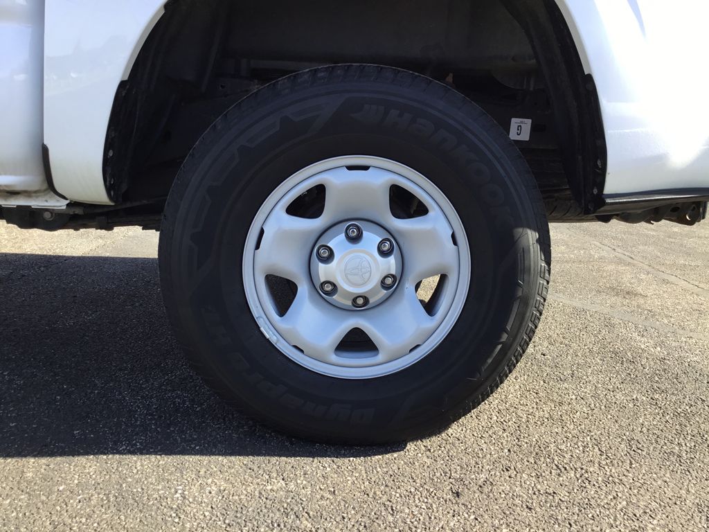 Thumbnail: 2023 Toyota Tacoma - 10