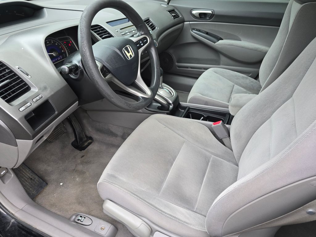 2010 Honda Civic LX photo 7