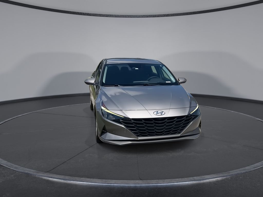 Thumbnail: 2021 Hyundai Elantra - 3