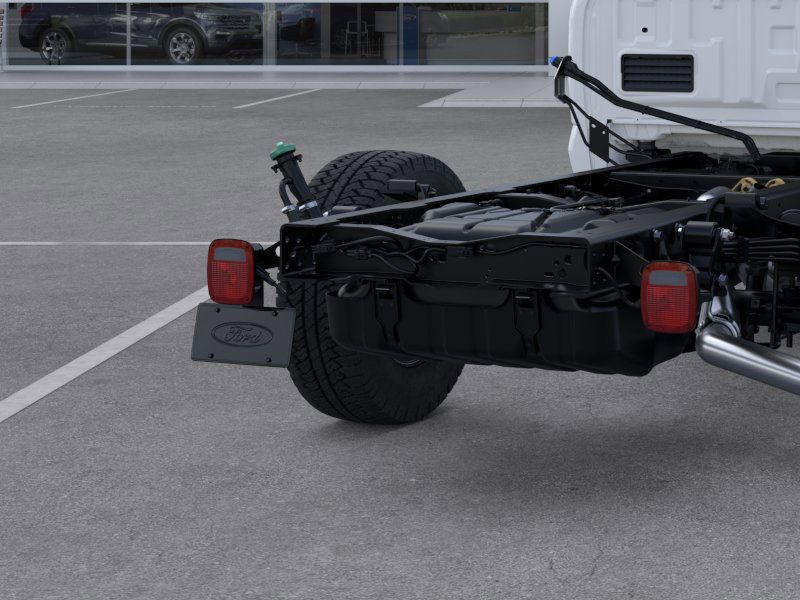 2025 Ford F-350 Chassis XL